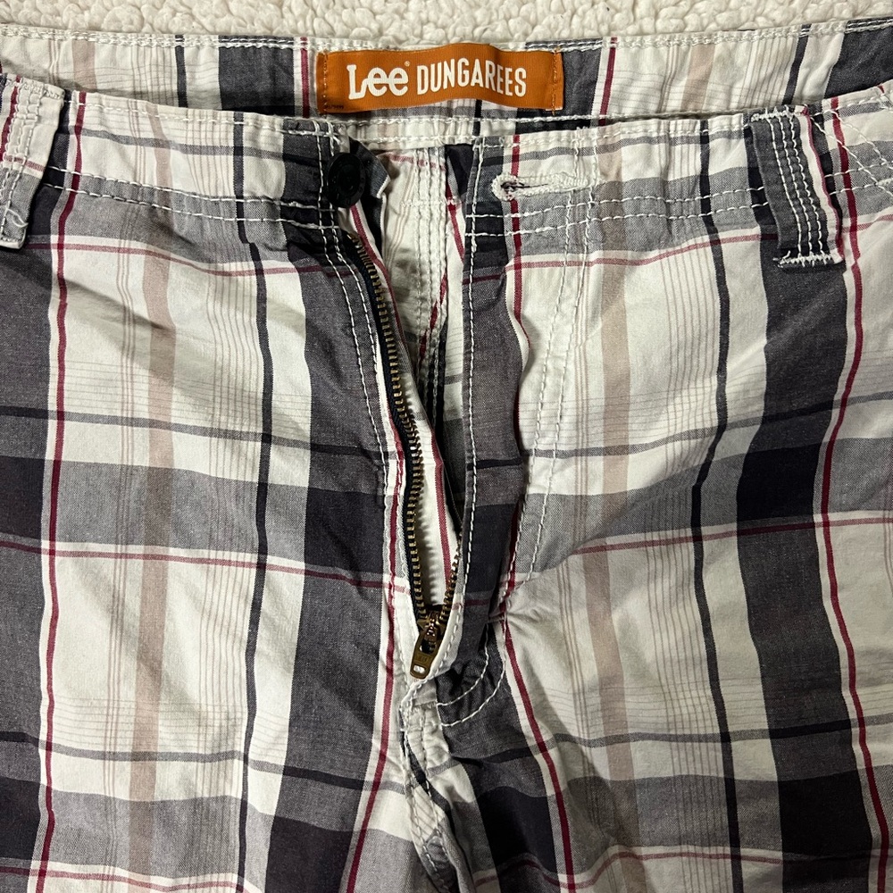 Lee Dungarees Cargo Shorts - Picture 6 of 7